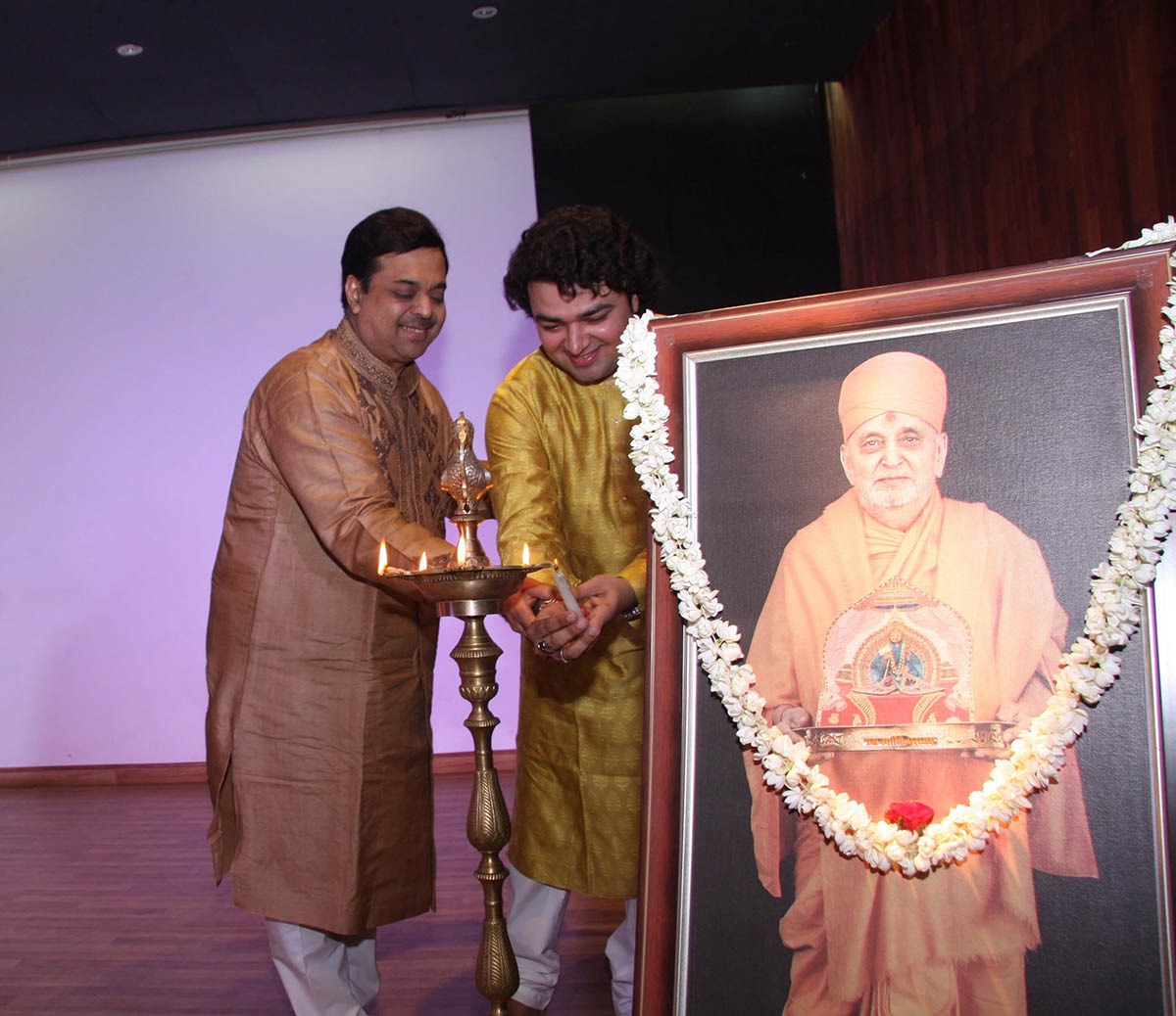 Rupak Mehta with SNA chairman Shri Shekhar Sen